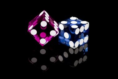 Live Sakong dealer table on goldpot with HD multi-camera stream
